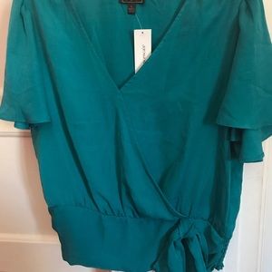 Short sleeve Blouse size large brand new